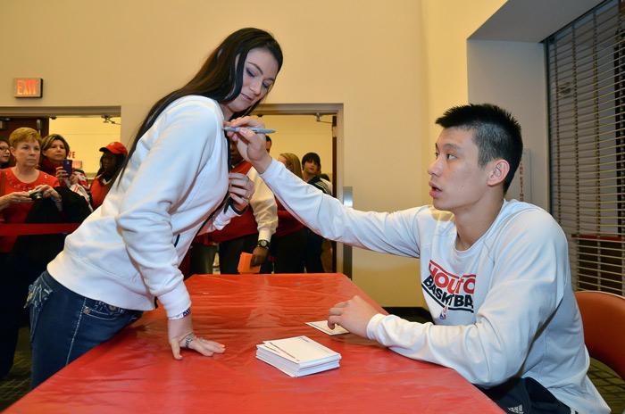 火箭季票持有者節日派對 火箭季票持有者節日派對