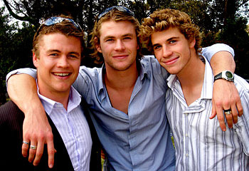 chris-hemsworth-and-brothers.jpg