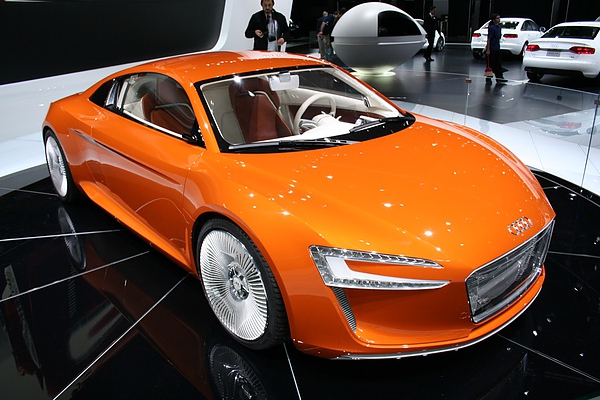 2009_la_audi_etron_images_003.jpg