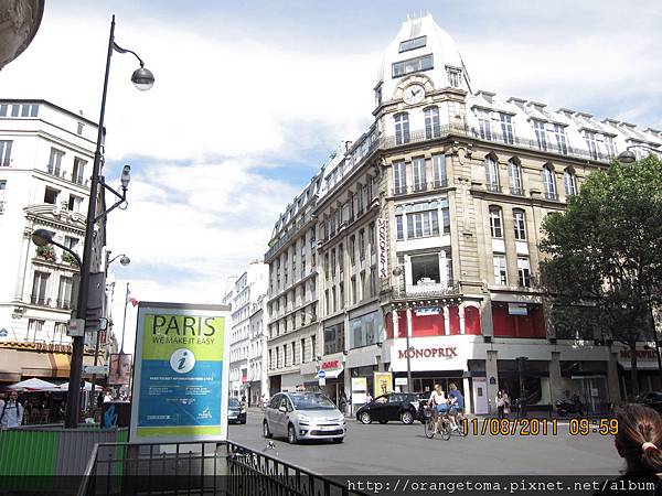 巴黎的弟一印象簡值是美的目瞪口呆。 巴黎的弟一印象簡值是美的目瞪口呆。