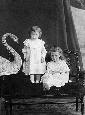 Dmitry_Kabalevsky_and_Elena_Kabalevsky_Luhansk_1906