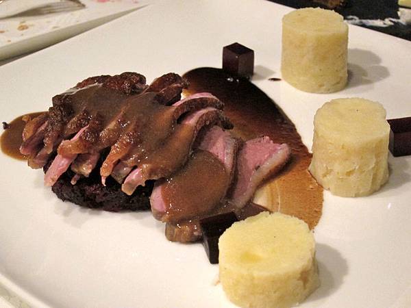 IMG_1799.jpg IMG_1799.jpg