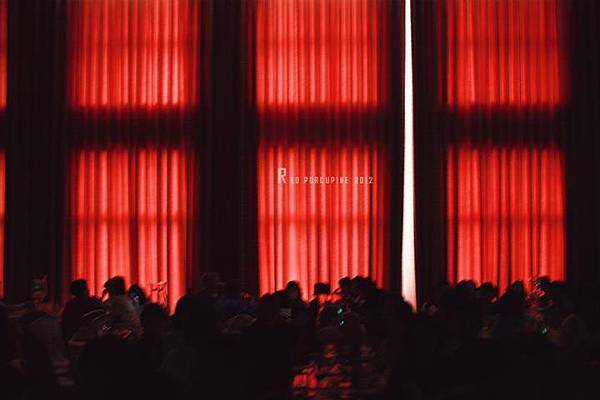 603245_496596663724647_941418585_n