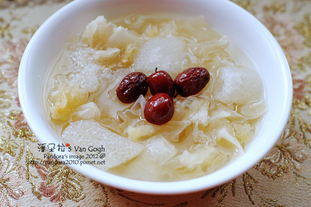 竹笙雪耳湯 竹笙雪耳湯