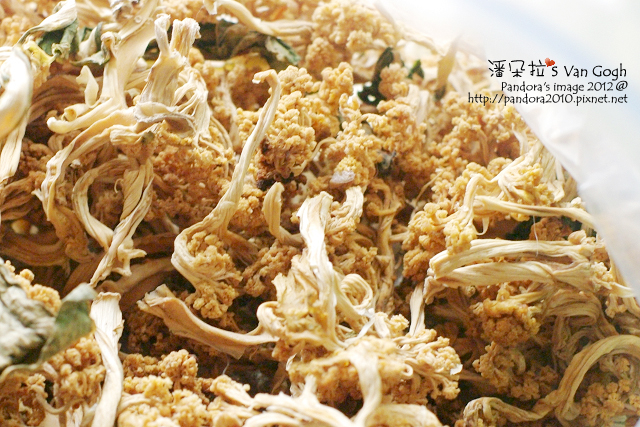櫻桃喵親手製作的花椰菜乾 櫻桃喵親手製作的花椰菜乾