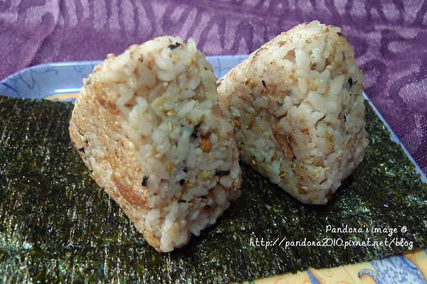 鮪魚烤飯糰 鮪魚烤飯糰
