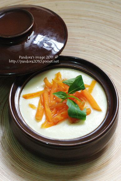 胡蘿蔔豆漿蒸蛋