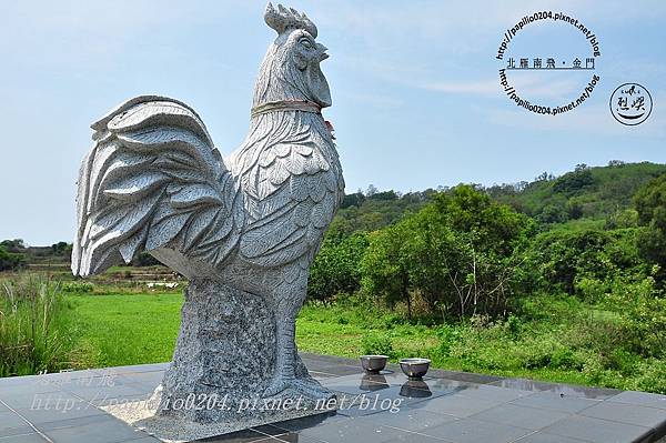 上東坑福德祠旁聚落白雞(風雞) 上東坑福德祠旁聚落白雞(風雞)