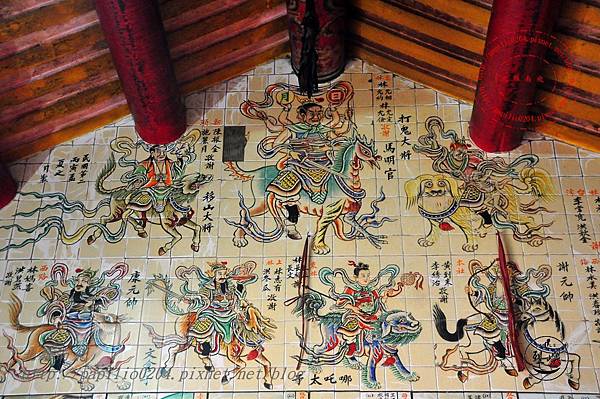 20烈嶼青岐天師宮內部右側壁畫.JPG 20烈嶼青岐天師宮內部右側壁畫.JPG