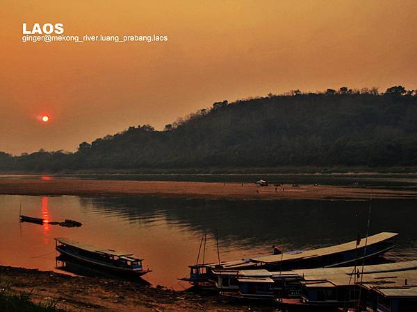 10.03.02waiting for the sunset.jpg