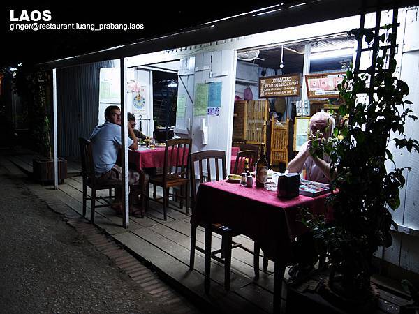 10.03.05I like the local restaurant.jpg