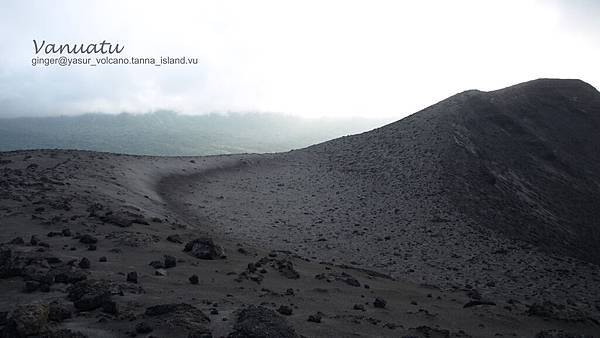 10.09.27to see the volcano.JPG