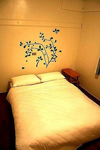 bZ_Mus_Far3sPNhH_qqeHg