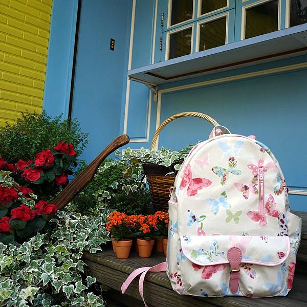蝴蝶飛舞後背包~加大 蝴蝶飛舞後背包~加大