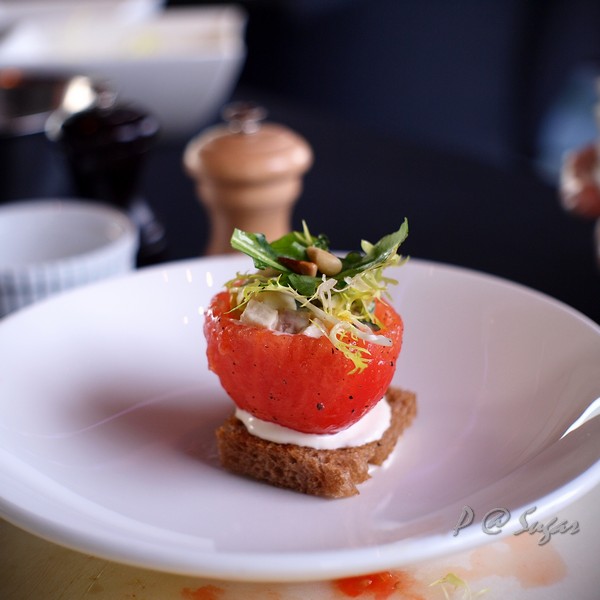 Sugar - 蕃茄蒜味麵包 (Bruschetta of Tomato) by P