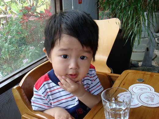 擺pose.jpg 擺pose.jpg