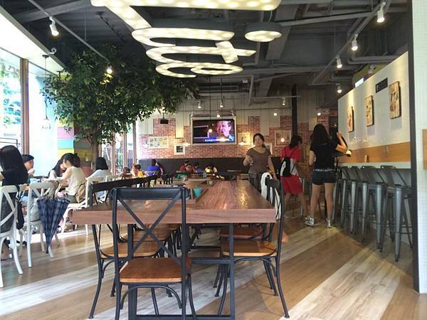 10346609_827524393933354_6009515163309411103_n