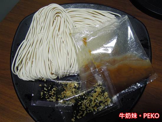 潮牌IN麵09