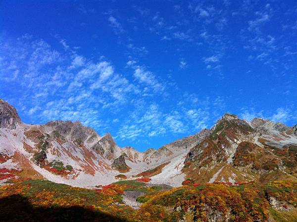 091 沒多久, 藍天白雲與像畫一樣的風景出現了