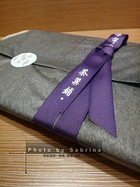 2..赤宇及八方糕包裝 2..赤宇及八方糕包裝