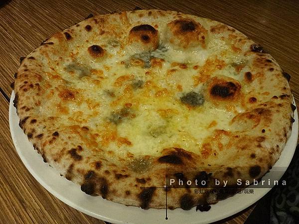 13.綜合乳酪pizza 13.綜合乳酪pizza