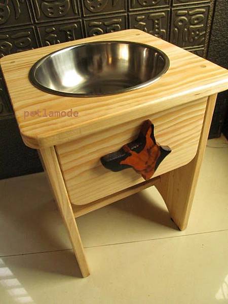 petlamode 客訂手工實木 寵物餐桌(單口) 狼犬使用 已交貨 petlamode 客訂手工實木 寵物餐桌(單口) 狼犬使用 已交貨
