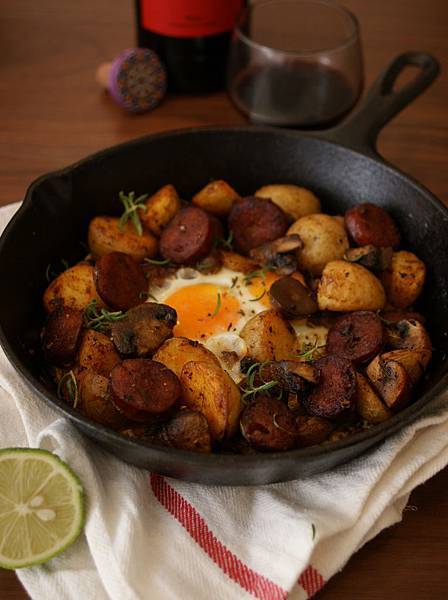 西班牙小酒館-辣腸菇菇馬鈴薯蛋