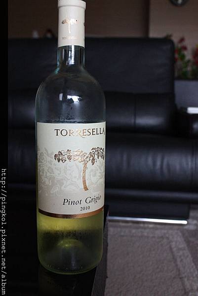 慢時漫遊＠酒記。Torresella Pinot Grigio 2010