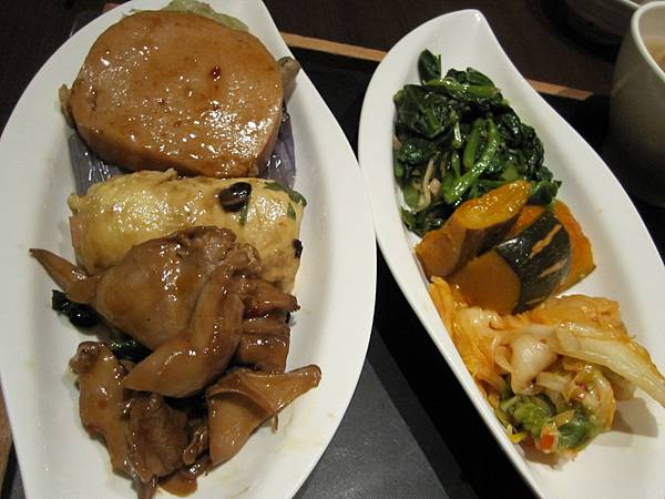 IMG_2572.JPG IMG_2572.JPG