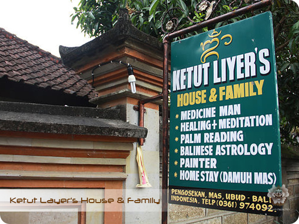 Ketut Layer's House & Family.Sign.jpg Ketut Layer's House & Family.Sign.jpg