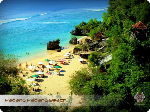 Padang Padang Beach 3.jpg