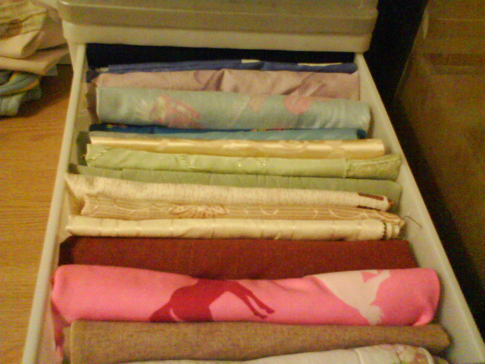 布料收納櫃-1.JPG 布料收納櫃-1.JPG