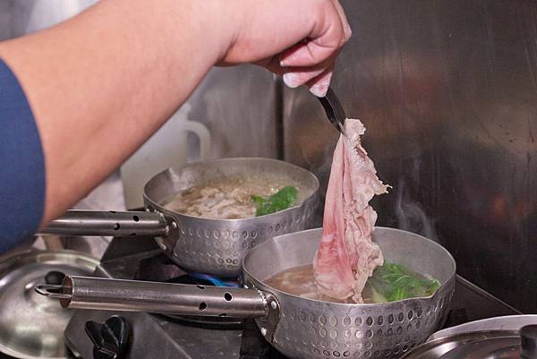 IMG_9301.jpg IMG_9301.jpg