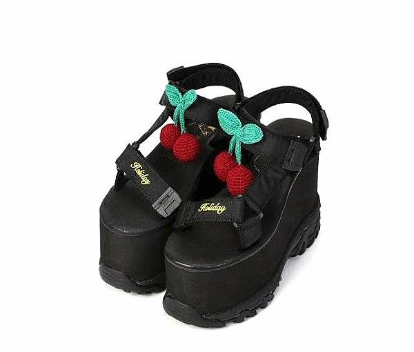k33