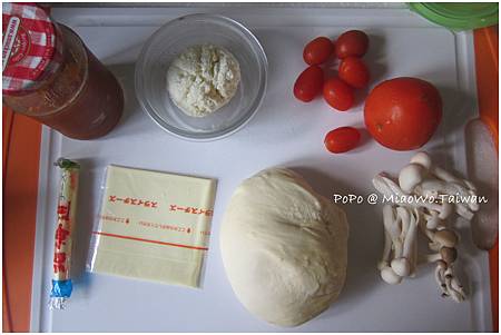 pizza-003.jpg pizza-003.jpg