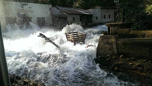 154369.jpg 154369.jpg