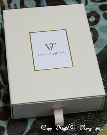 跟楊丫容一起旅行的 Vanity Trove BOX 好物