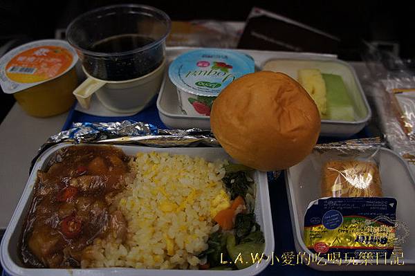 201211飛機餐@馬來西亞航空飛沙巴-01.jpg 201211飛機餐@馬來西亞航空飛沙巴-01.jpg