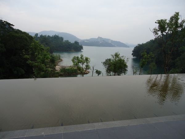 向山行政暨遊客中心:【日月潭】【親愛的我愛上別人了】前衛設計與大自然的對話向山行政暨遊客中心 向山行政暨遊客中心:【日月潭】【親愛的我愛上別人了】前衛設計與大自然的對話向山行政暨遊客中心