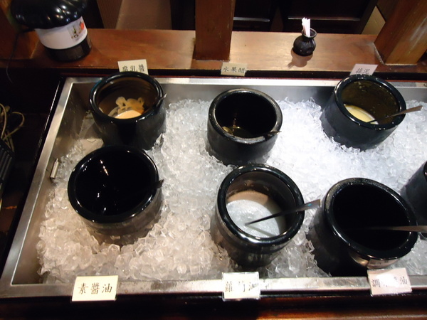 雲爐鍋物:《雲爐鍋物》很特別的木狩湯底開鍋啦! 雲爐鍋物:《雲爐鍋物》很特別的木狩湯底開鍋啦!