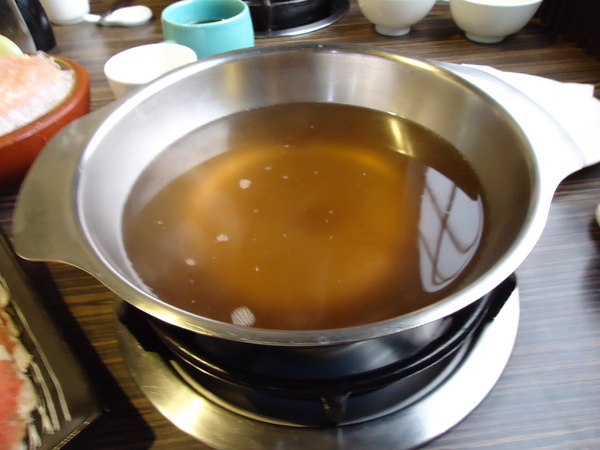 雲爐鍋物:《雲爐鍋物》很特別的木狩湯底開鍋啦! 雲爐鍋物:《雲爐鍋物》很特別的木狩湯底開鍋啦!