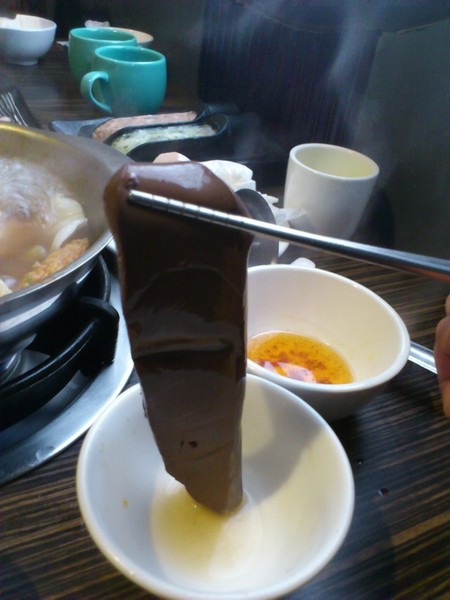 雲爐鍋物:《雲爐鍋物》很特別的木狩湯底開鍋啦! 雲爐鍋物:《雲爐鍋物》很特別的木狩湯底開鍋啦!