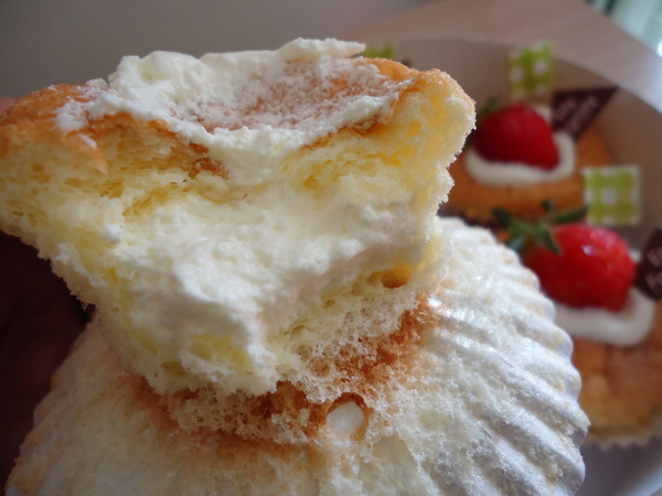 Elly Family艾立精緻蛋糕:《艾立蛋糕》CP值破表之艾立蛋糕 Elly Family艾立精緻蛋糕:《艾立蛋糕》CP值破表之艾立蛋糕