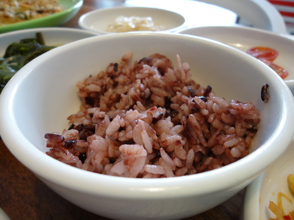 TOFU thirty five 豆腐35:《口碑券台中TOFU 35 》好氣質路線之TOFU thirty five 豆腐35 。 TOFU thirty five 豆腐35:《口碑券台中TOFU 35 》好氣質路線之TOFU thirty five 豆腐35 。