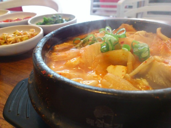 TOFU thirty five 豆腐35:《口碑券台中TOFU 35 》好氣質路線之TOFU thirty five 豆腐35 。 TOFU thirty five 豆腐35:《口碑券台中TOFU 35 》好氣質路線之TOFU thirty five 豆腐35 。