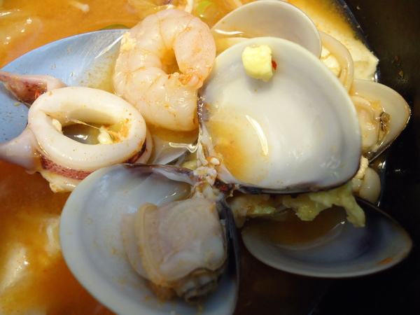 TOFU thirty five 豆腐35:《口碑券台中TOFU 35 》好氣質路線之TOFU thirty five 豆腐35 。 TOFU thirty five 豆腐35:《口碑券台中TOFU 35 》好氣質路線之TOFU thirty five 豆腐35 。