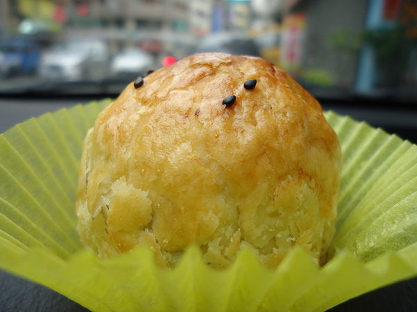 不二家西點麵包:賀!Pull美食盃蛋黃酥組第一名不二家西點麵包。 不二家西點麵包:賀!Pull美食盃蛋黃酥組第一名不二家西點麵包。