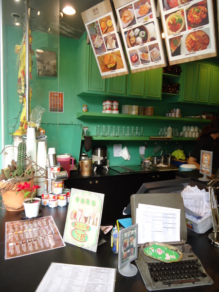 喜喜茶室:冰與火巧妙融合之冰火波羅包來個港式下午茶吧喜喜茶室 喜喜茶室:冰與火巧妙融合之冰火波羅包來個港式下午茶吧喜喜茶室