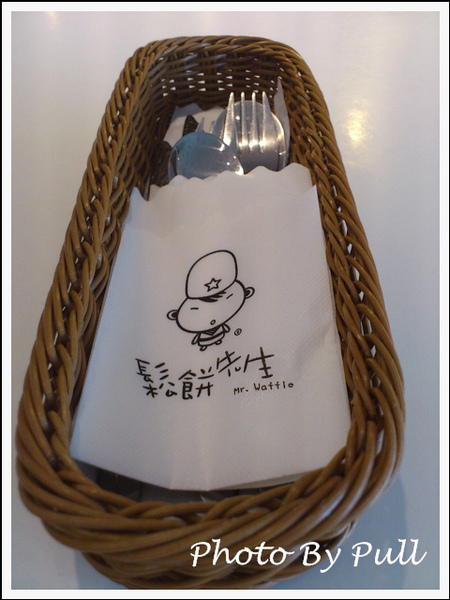 鬆餅先生(台中店):照片比本人好吃之鬆餅先生傳 ! 鬆餅先生(台中店):照片比本人好吃之鬆餅先生傳 !