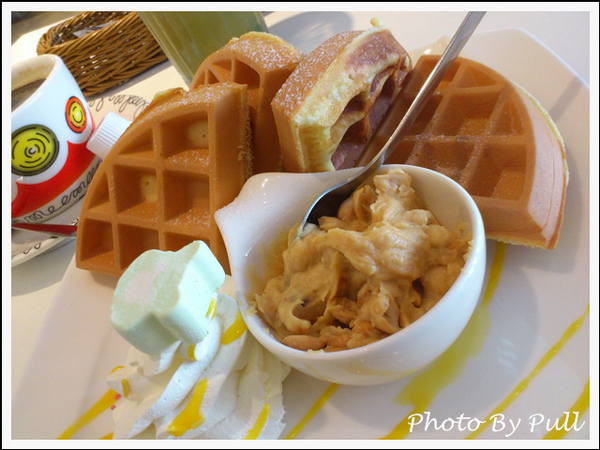 鬆餅先生(台中店):照片比本人好吃之鬆餅先生傳 ! 鬆餅先生(台中店):照片比本人好吃之鬆餅先生傳 !